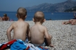 Dovolenka s deťmi - Ideálna dovolenka s deťmi, príjemná teplota vody, pokojné more, čistá voda, dostatok tieňa na pláži